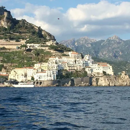 Dom wakacyjny Casa Lilia *